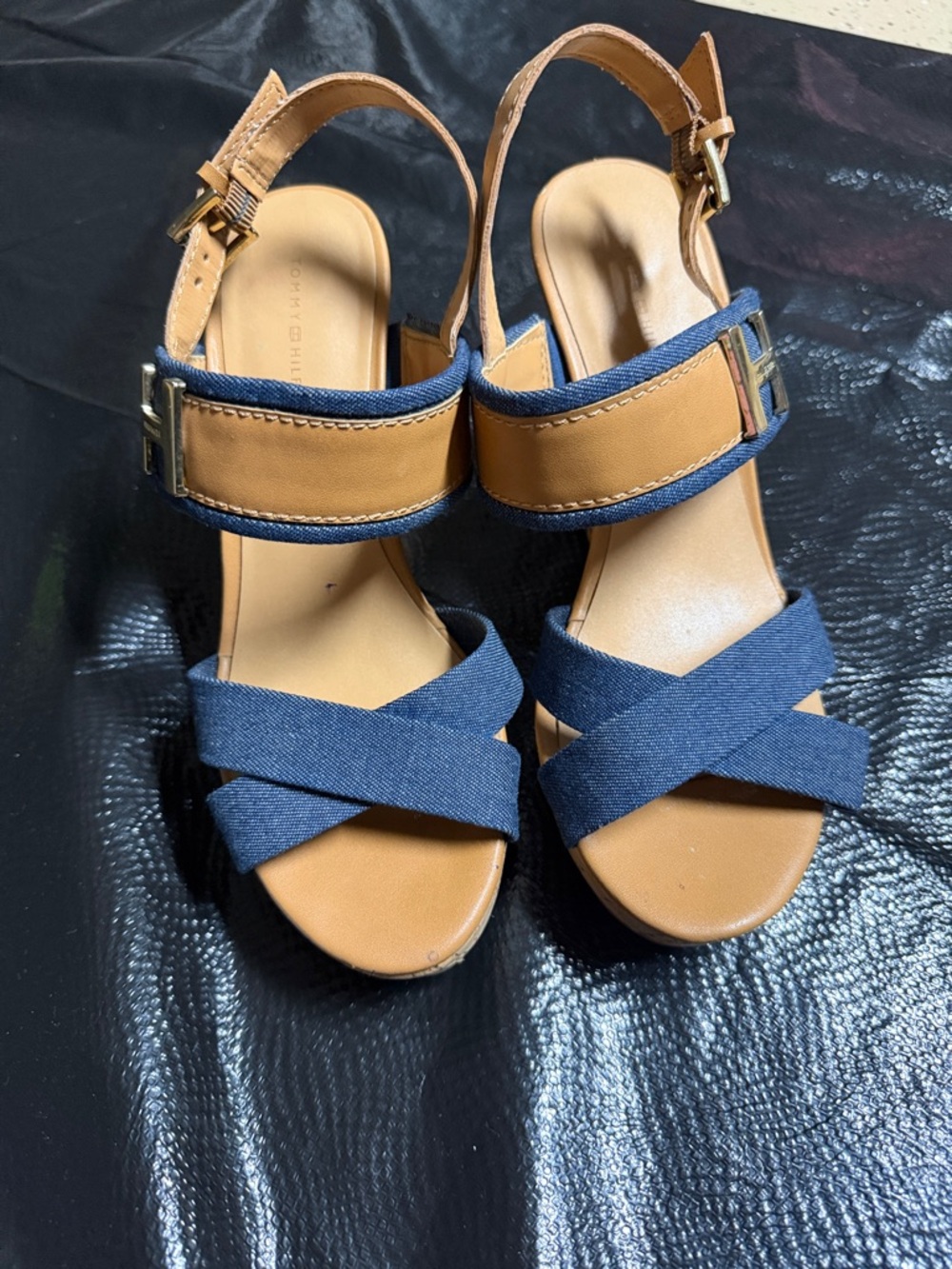Tommy Hilfiger Navy and Tan Cross-Strap Slingback Sandals